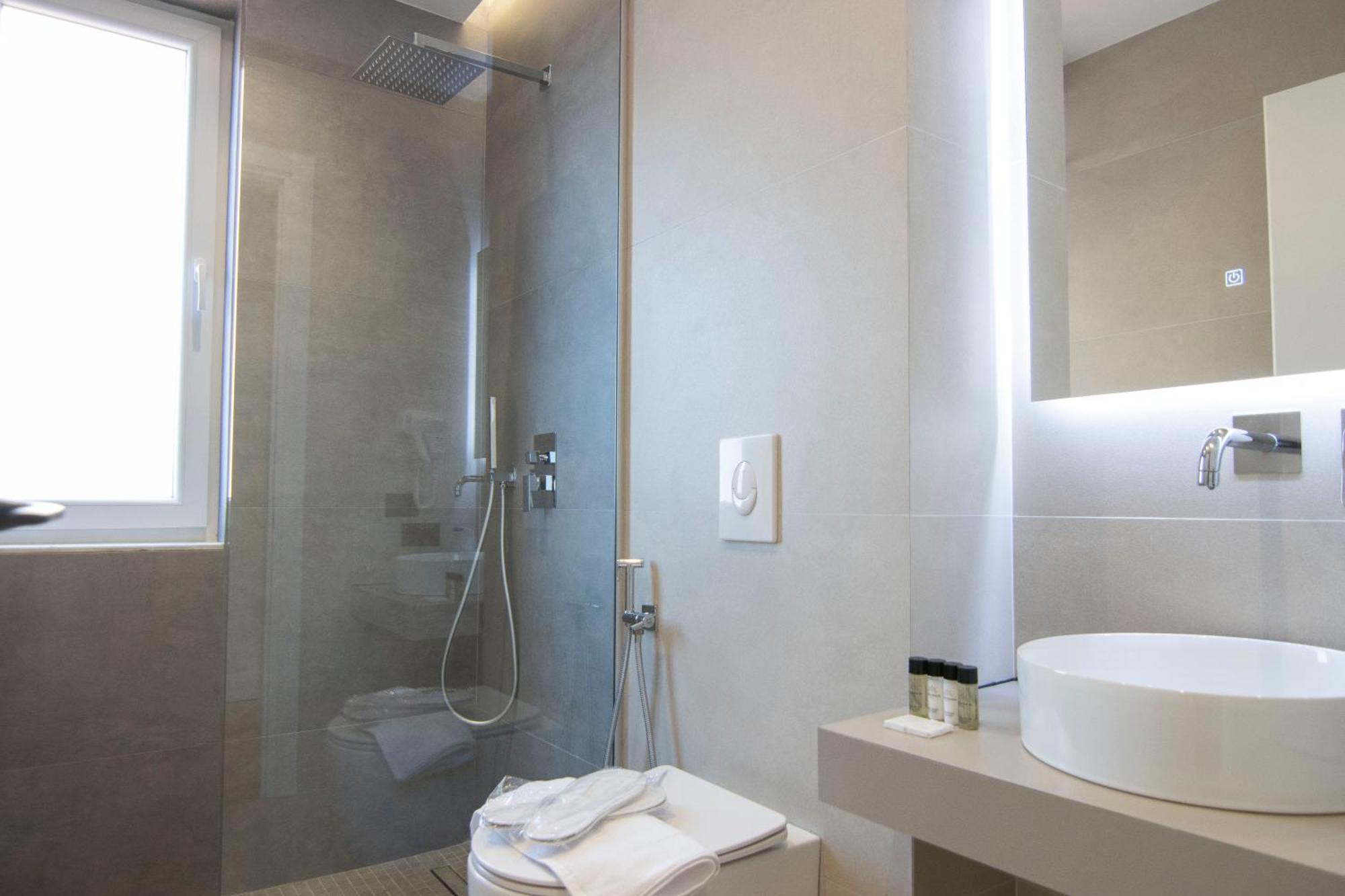 Mina Luxury Rooms Tiranë Eksteriør bilde