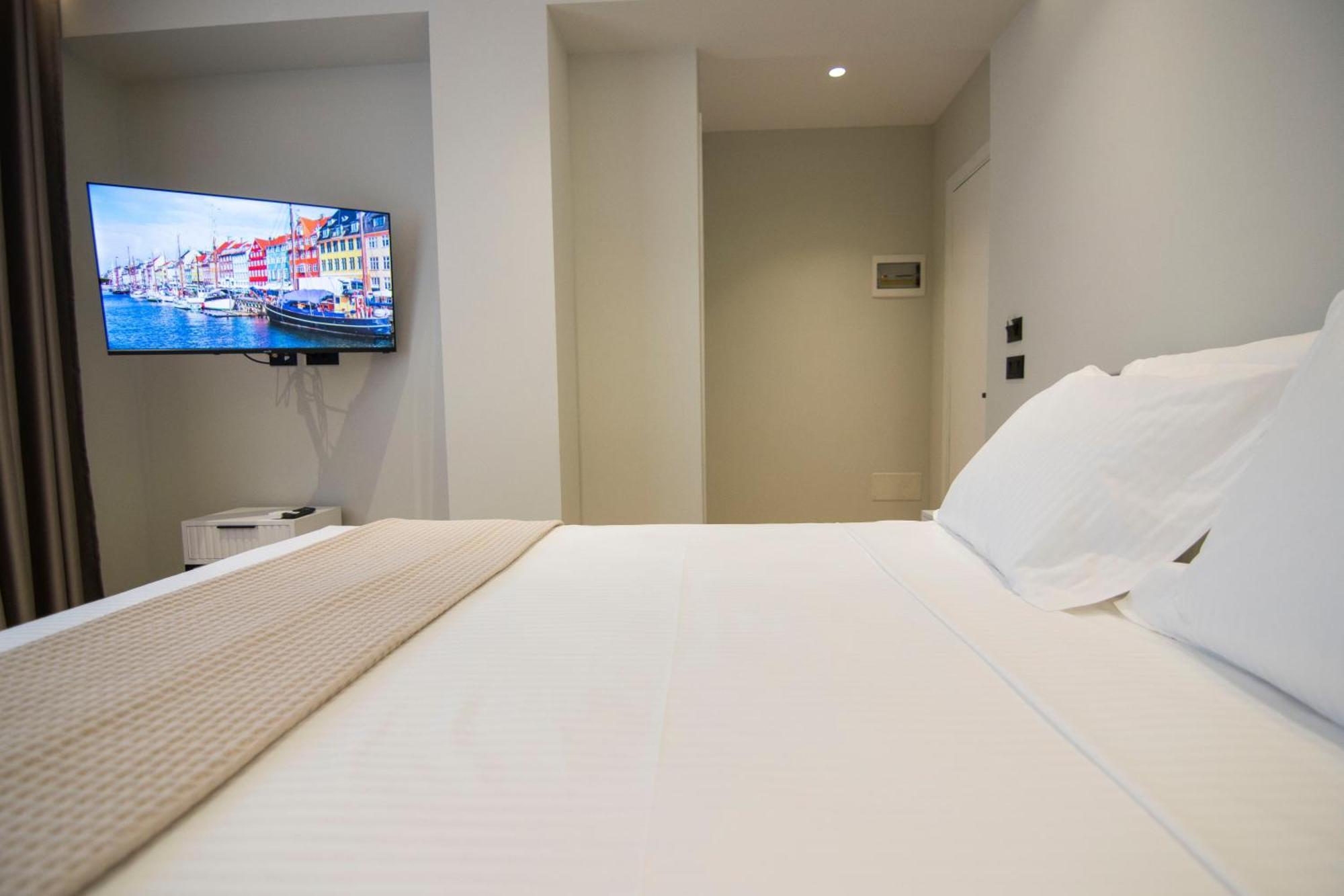 Mina Luxury Rooms Tiranë Eksteriør bilde