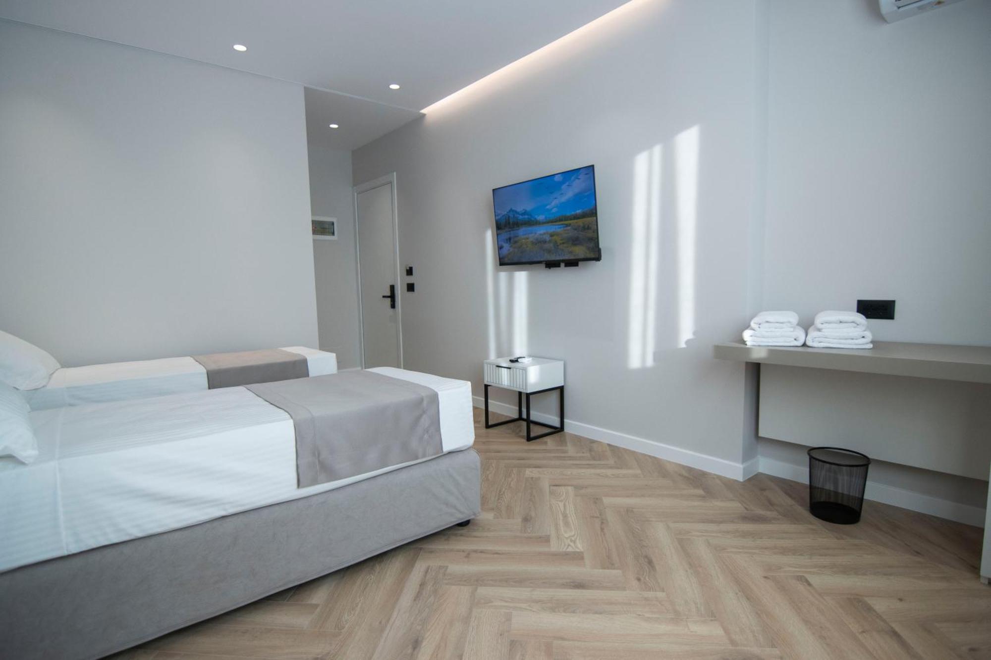 Mina Luxury Rooms Tiranë Eksteriør bilde