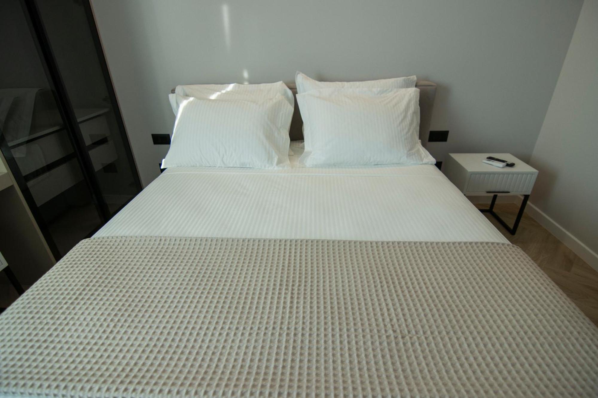 Mina Luxury Rooms Tiranë Eksteriør bilde