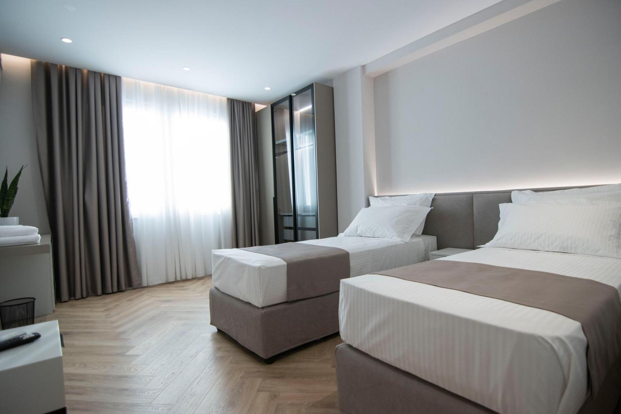 Mina Luxury Rooms Tiranë Eksteriør bilde