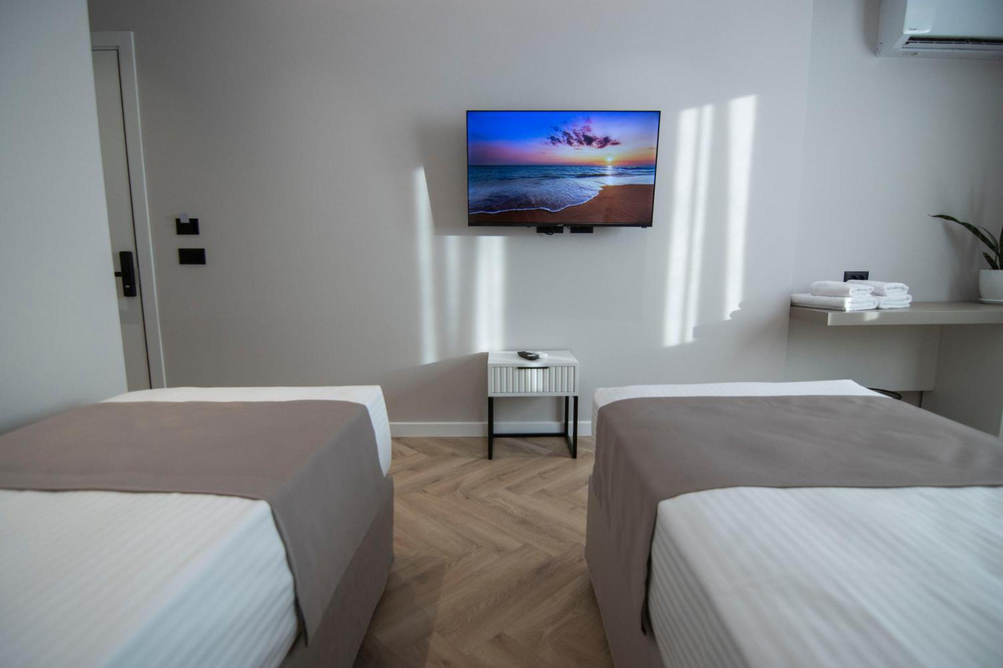 Mina Luxury Rooms Tiranë Eksteriør bilde