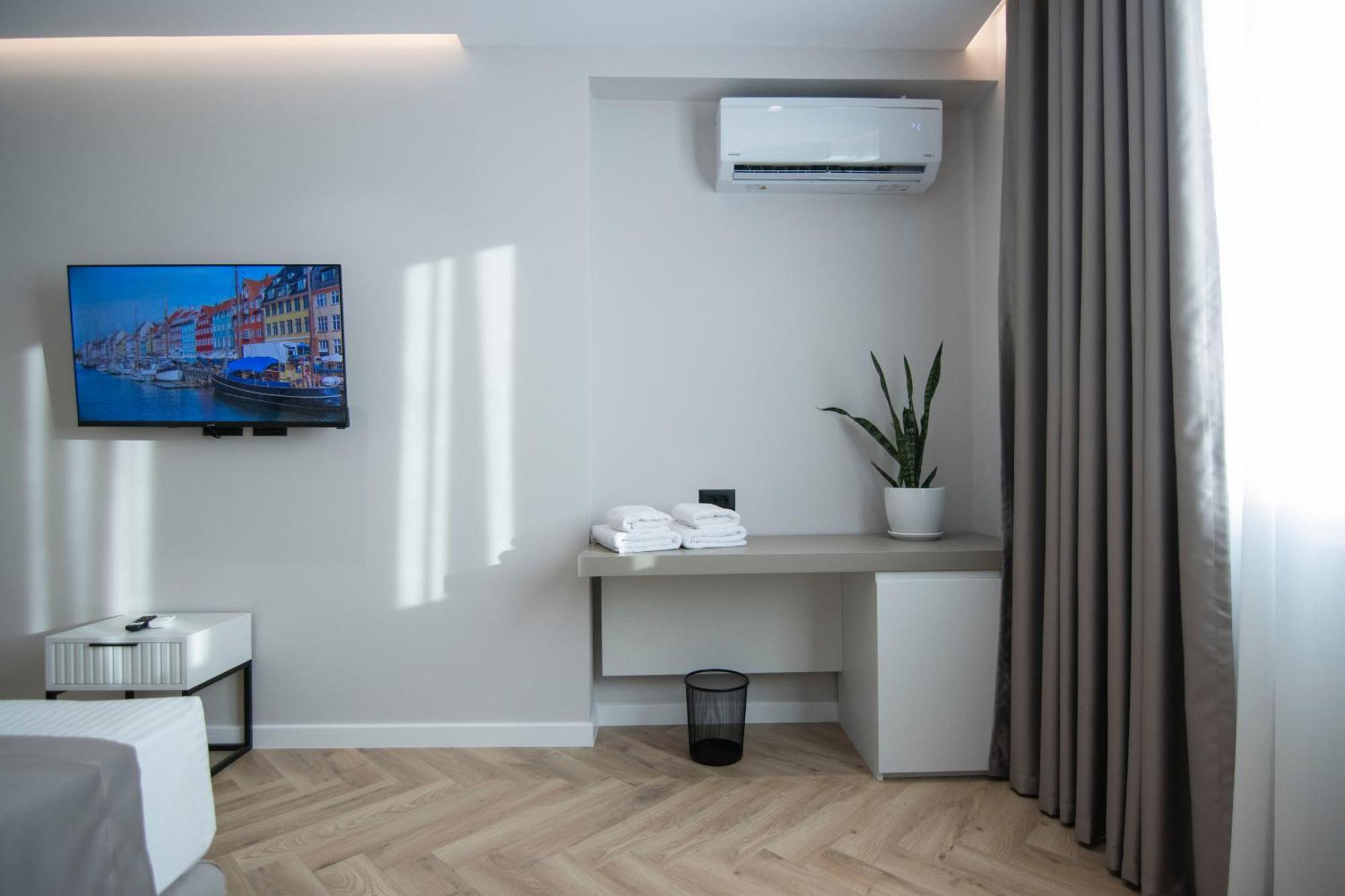 Mina Luxury Rooms Tiranë Eksteriør bilde